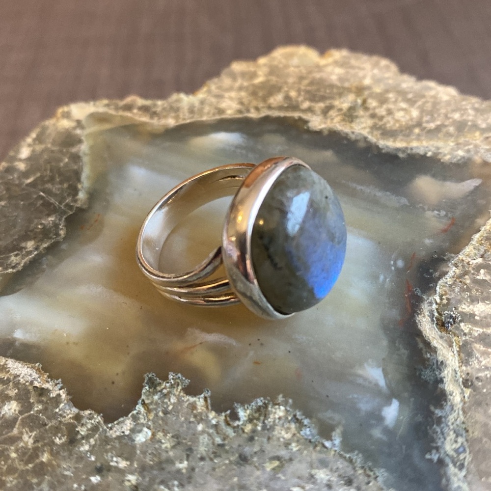 Genuine Labradorite Gemstone, 925 Sterling Silver Ring - Picture 5 of 16